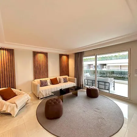 Viva Riviera Luxury Penthouse With Sea View *